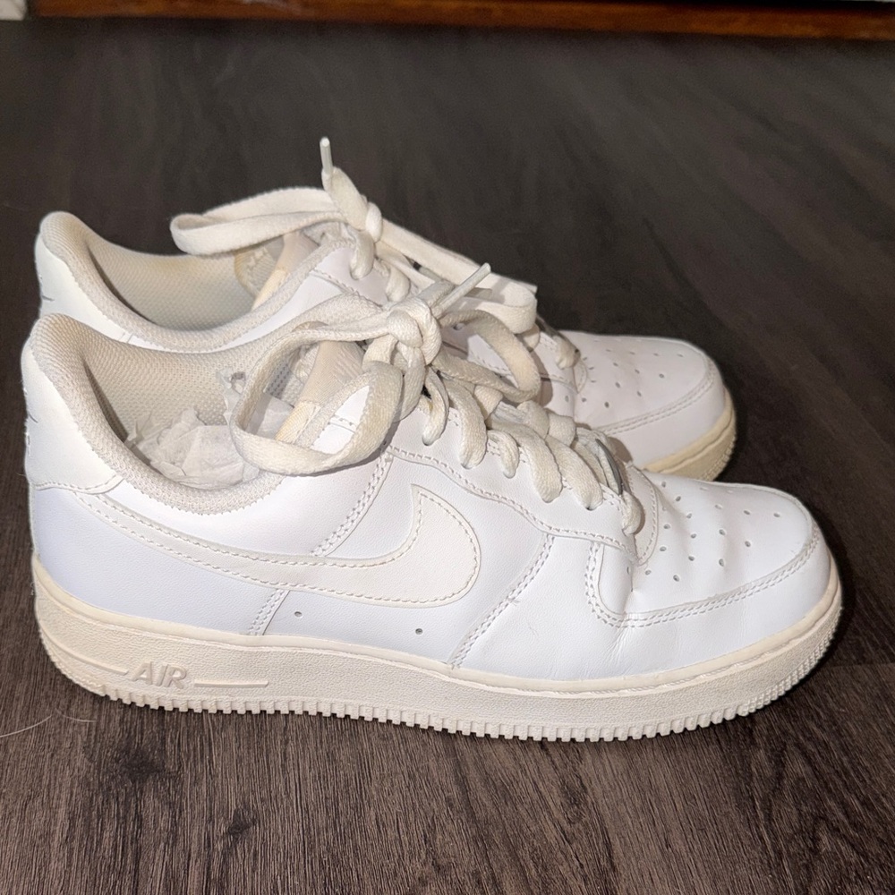 Nike White Low-Top Leather Sneakers